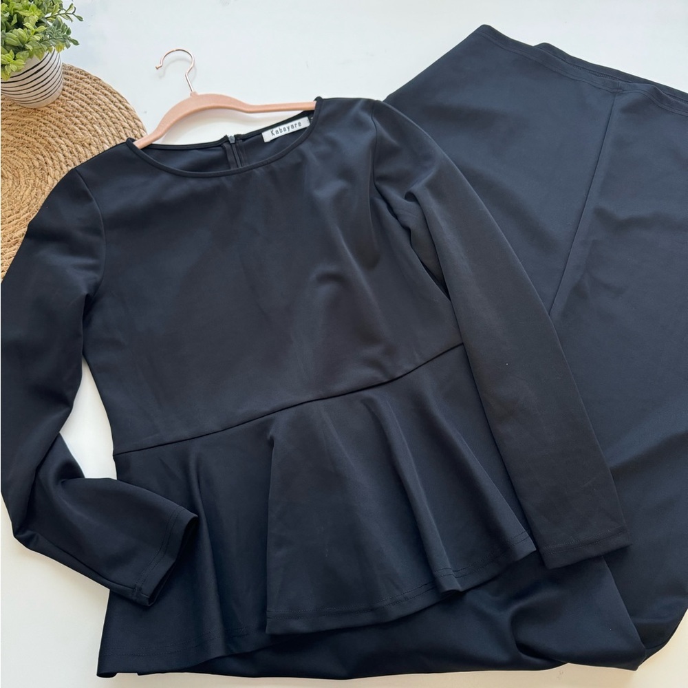 Classic Long‎ Sleeve Peplum Maxi Dress Size Medium